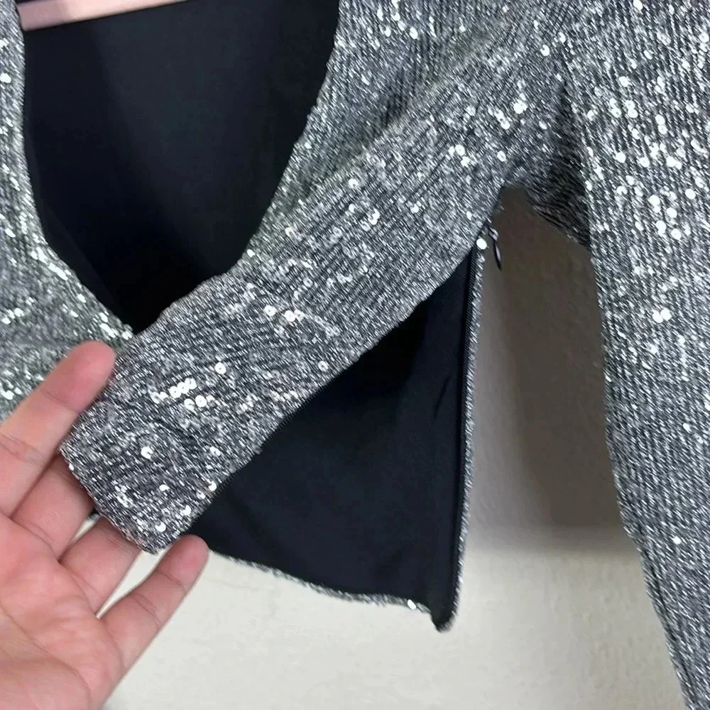 Zara Silver Sequin Knotted Long Sleeve Crop Top size XS Side Zipper